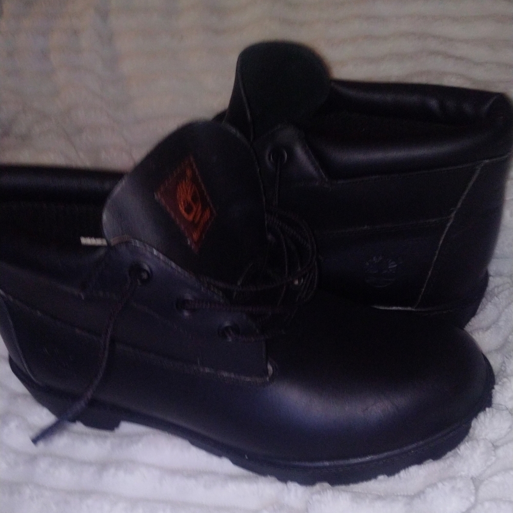 Timberland chukka boots